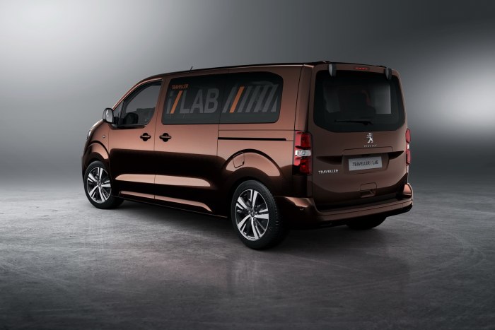Peugeot traveller 2022