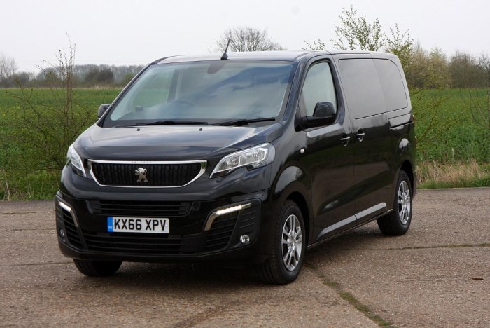 Peugeot traveller 2017