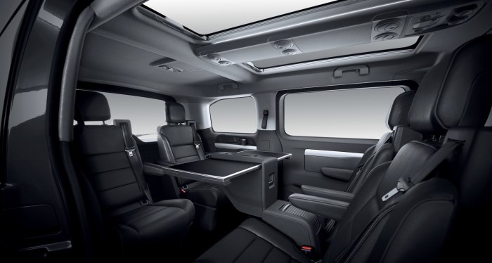 Peugeot traveller 4x4 салон