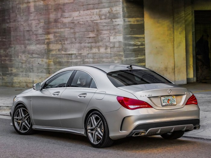 Mercedes Benz CLA 45 AMG