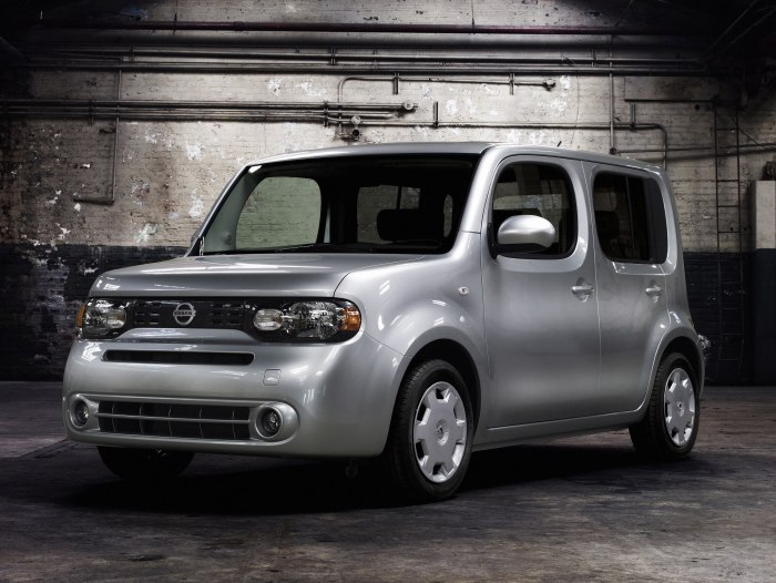 Nissan Cube z12 1,8