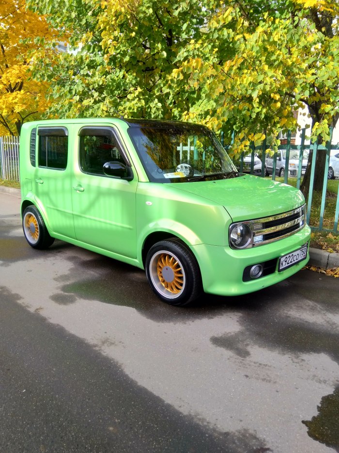Nissan Cube