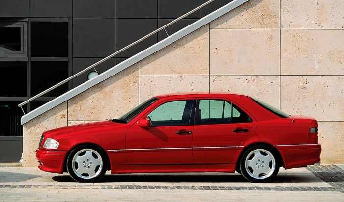 Mercedes Benz c class w202