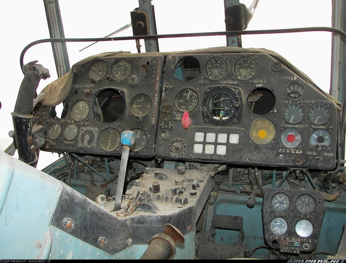 Ми-4 вертолет кабина