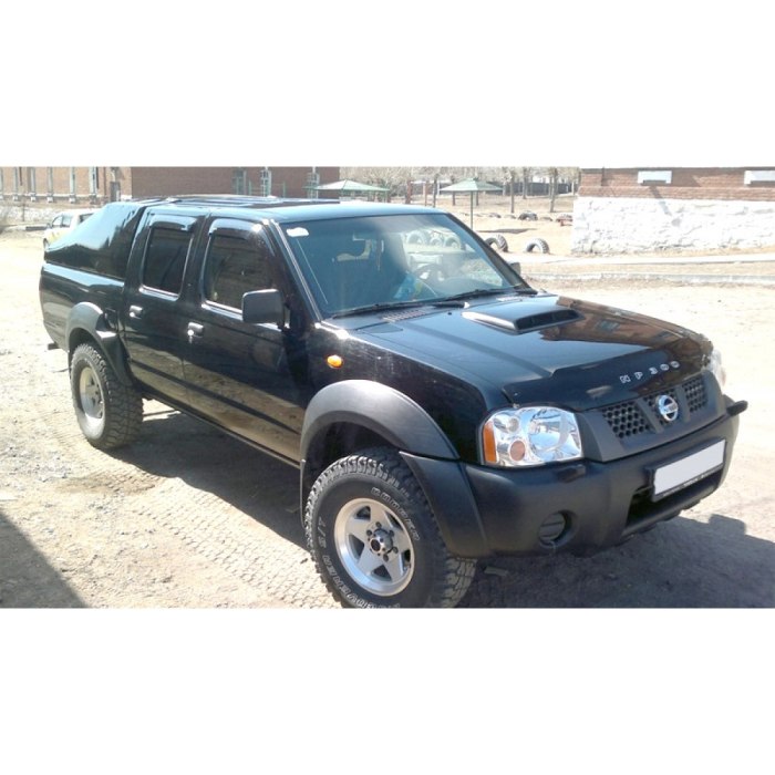 Nissan mp300