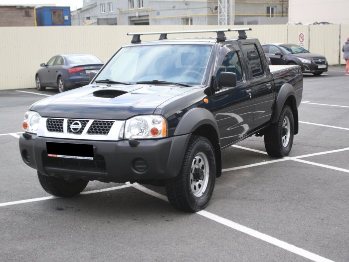 Nissan пикап np300
