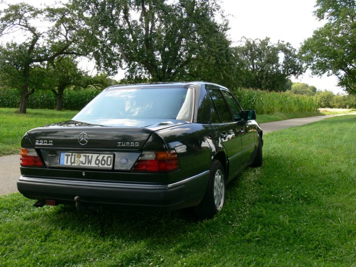 Мерседес 124 2.5