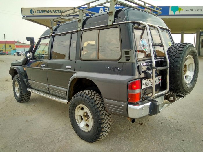 Ниссан сафари 60