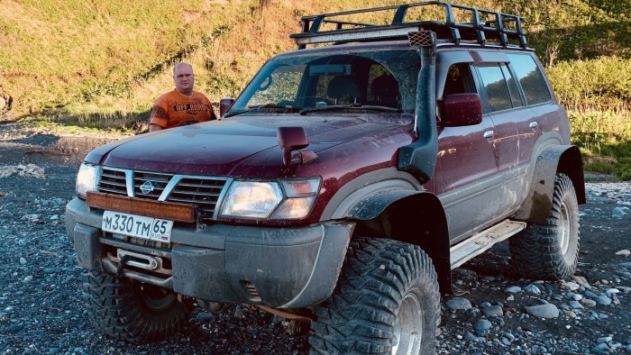 Nissan Safari y61