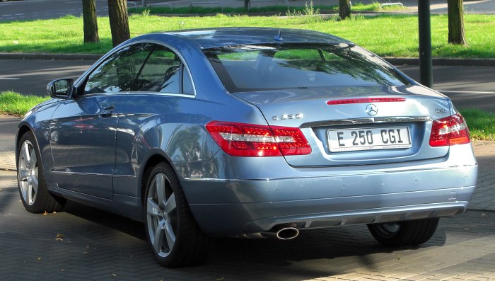 Mercedes e 250 купе