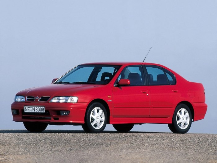 Nissan primera II (p11)