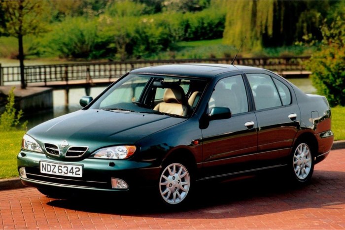 Nissan primera 1999 хэтчбек