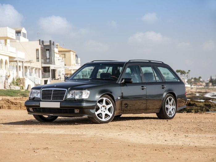Mercedes Benz 124 универсал