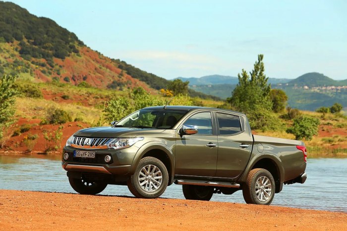 Мицубиси l200