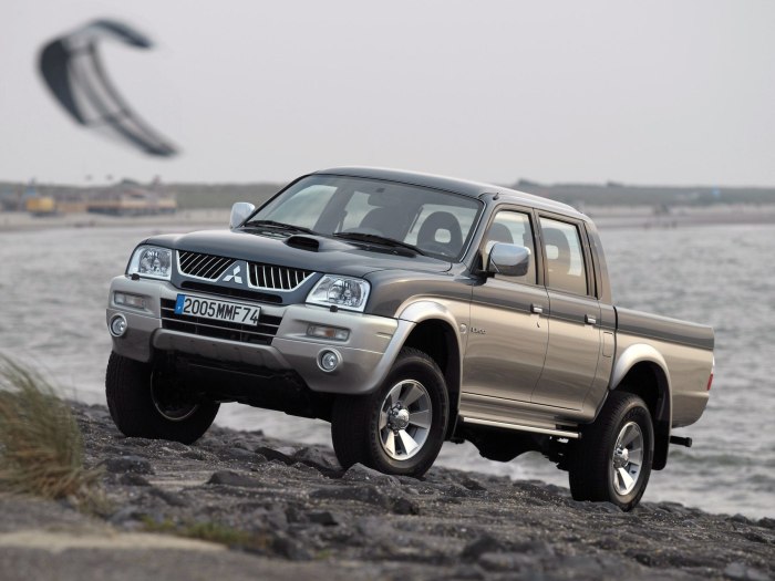 Mitsubishi l200 2 поколение
