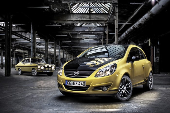 Opel Corsa 2012 Yellow