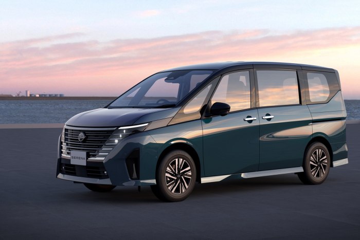 Nissan Serena 2022
