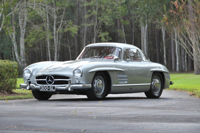 Мерседес Бенц 300 SL