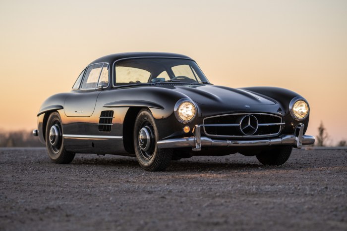 Mercedes-Benz 300sl Gullwing Coupe
