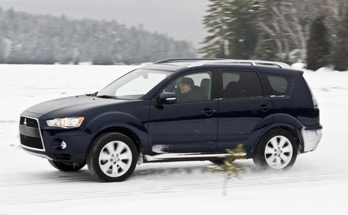 Mitsubishi Outlander XL 2010