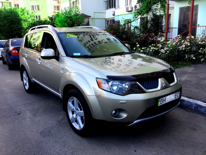 Mitsubishi Outlander XL 2.4 2008