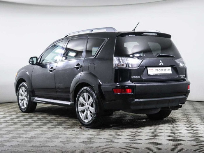 Mitsubishi Outlander XL 2012