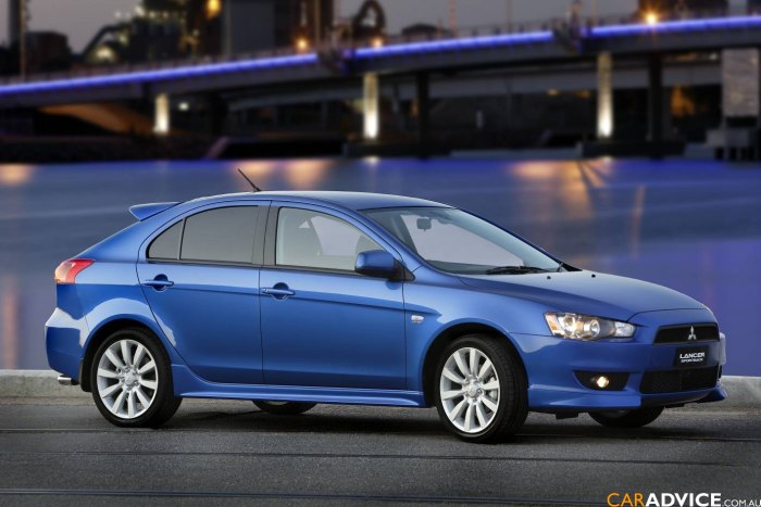 Mitsubishi Lancer 10 хэтчбек