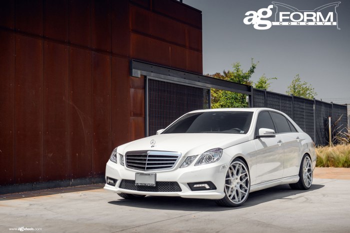 Mercedes Benz w212 белый