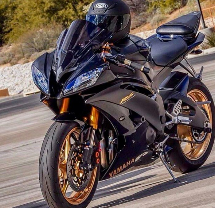 Мотоцикл Ямаха r6
