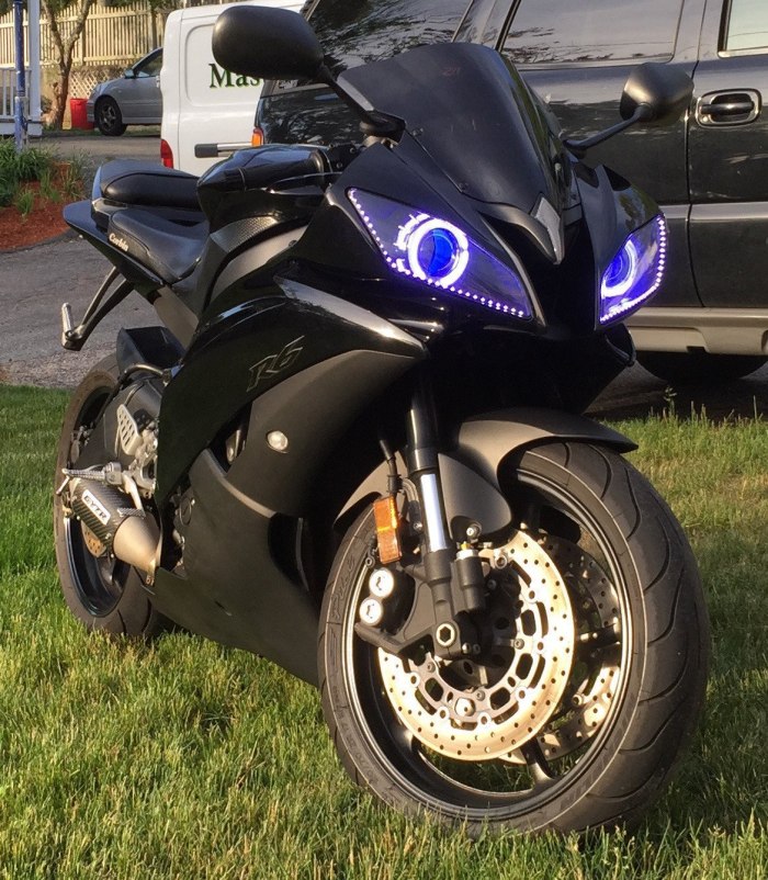 Yamaha YZF-r6 мотоцикл