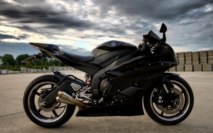 Yamaha YZF-r6 черный