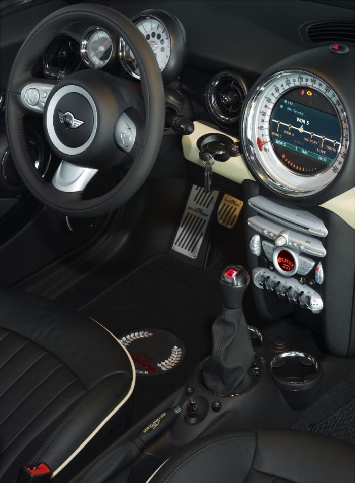 Mini Cooper 2009 салон