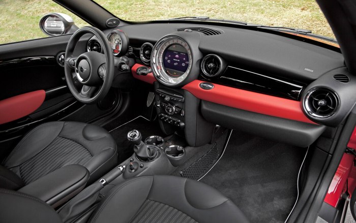 Mini Cooper салон 2012