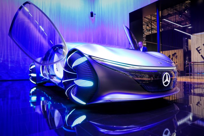 Mercedes Benz Vision AVR