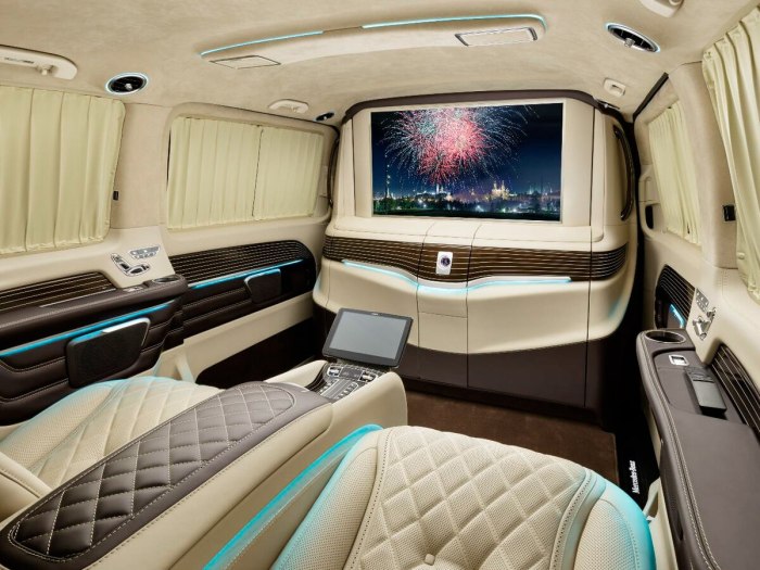 Mercedes Benz v class Maybach