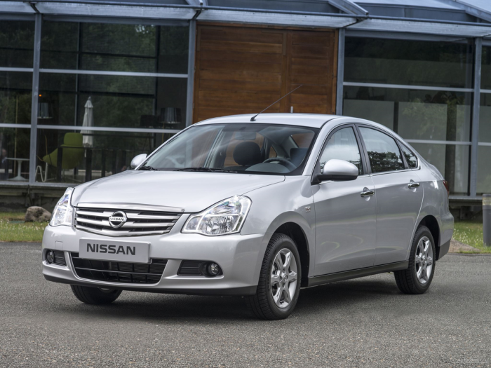 Nissan Almera 2012