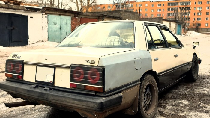 Nissan Skyline 1985