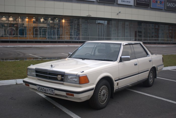 Nissan Gloria 1982