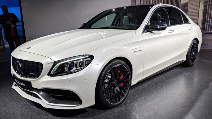 Мерседес c63 АМГ