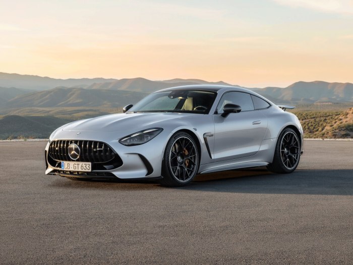 Mercedes Benz AMG gt 2023