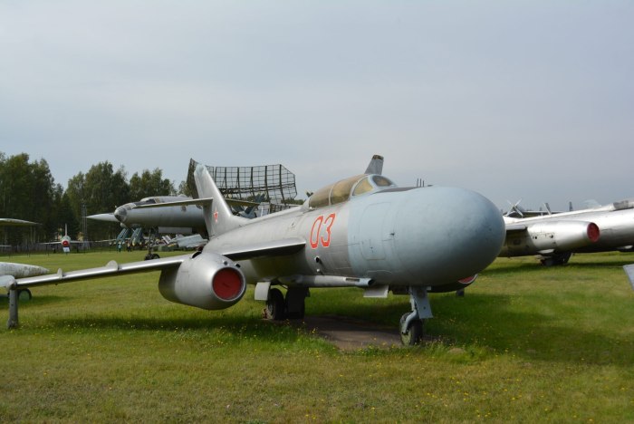 Самолёт як-25рв