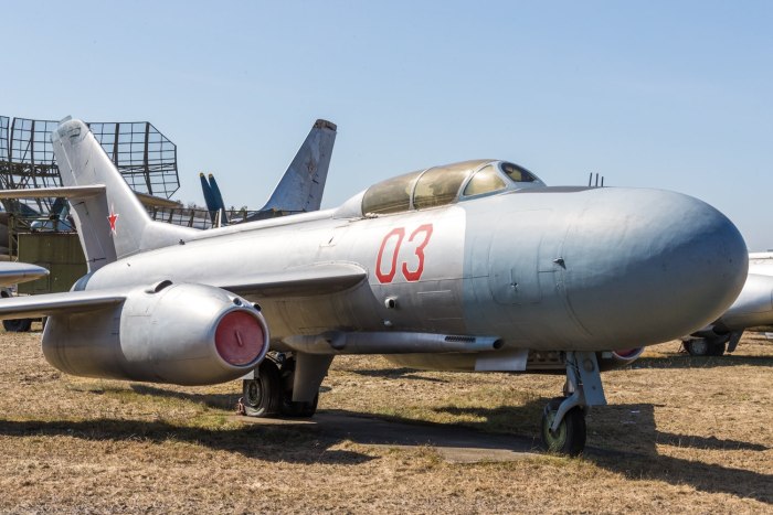 Шасси як-25