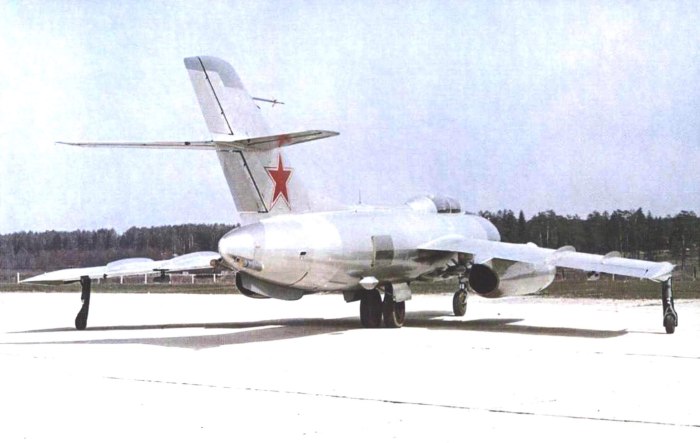 Самолёт як-25рв