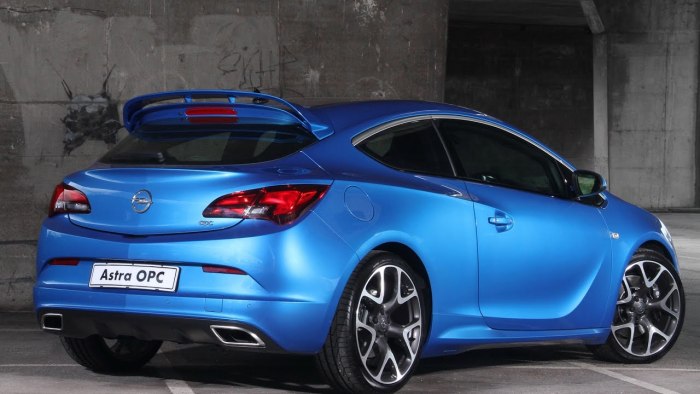 Opel Astra OPC 2013