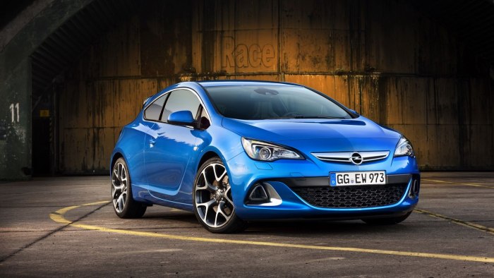 Opel Astra OPC
