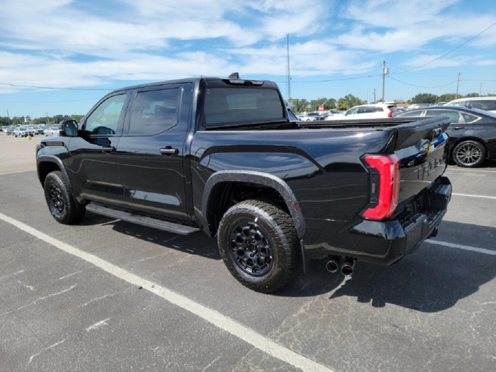 Toyota Tundra 2023