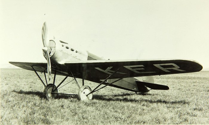 Фоккер 50