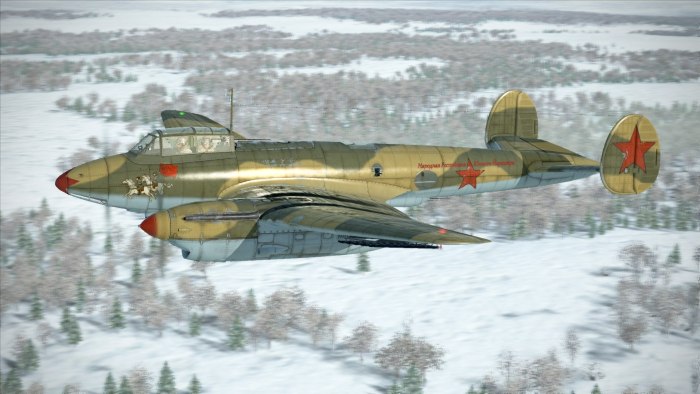 Пикирующий бомбардировщик пе-2