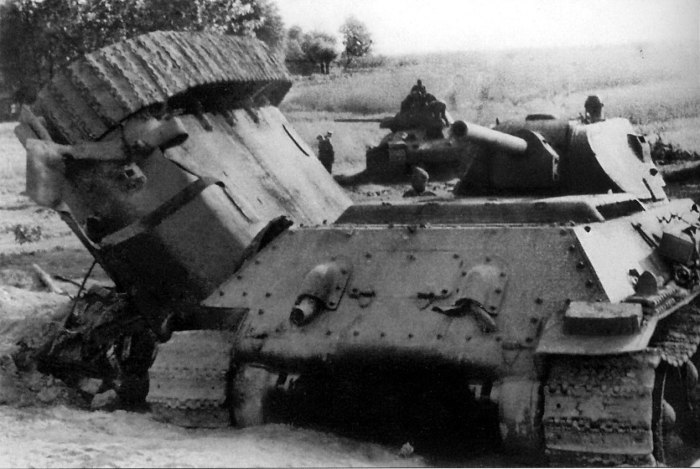 Подбитые танки т-34 лето 1941