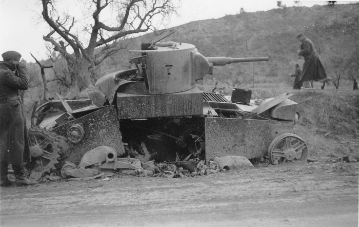 Подбитые танки т-34 лето 1941